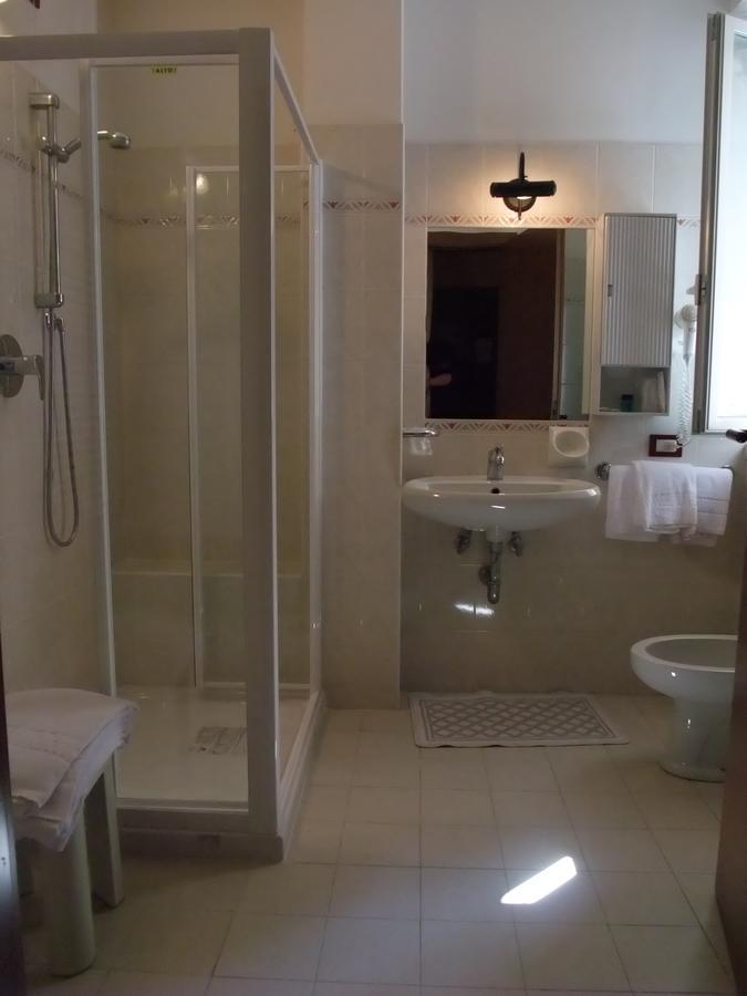 Hotel Miralago San Zeno di Montagna Eksteriør billede