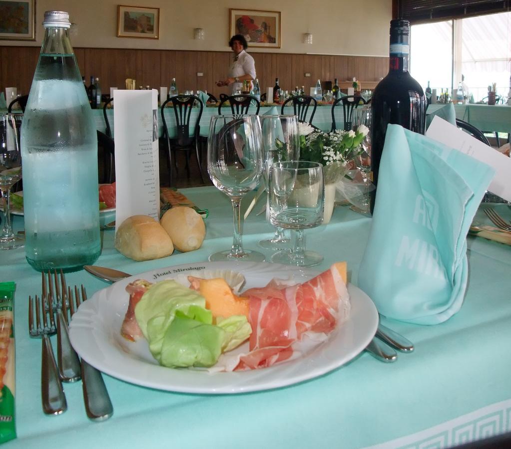Hotel Miralago San Zeno di Montagna Eksteriør billede